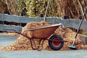 Making mulch from fallen leaves